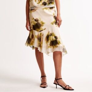 Abercrombie & Fitch Floral Asymmetrical Skirt - Cream crinkle ruffle midi